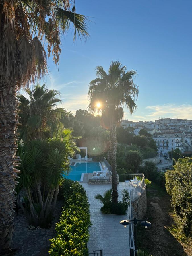 Albergo Villa Vittoria Rodi Garganico Dış mekan fotoğraf