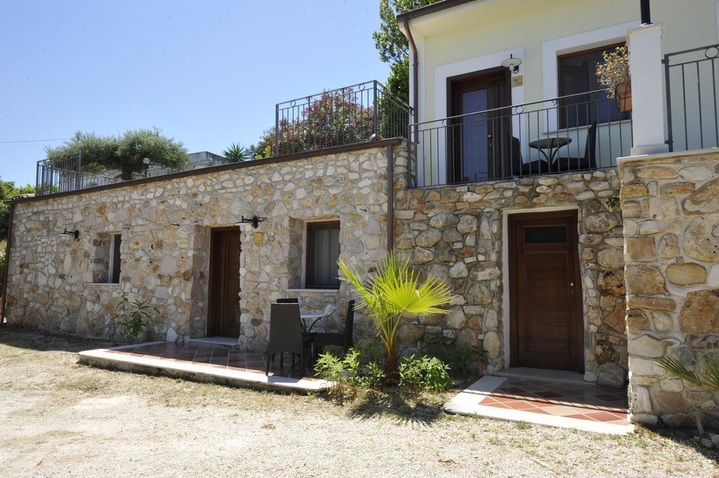 Albergo Villa Vittoria Rodi Garganico Dış mekan fotoğraf